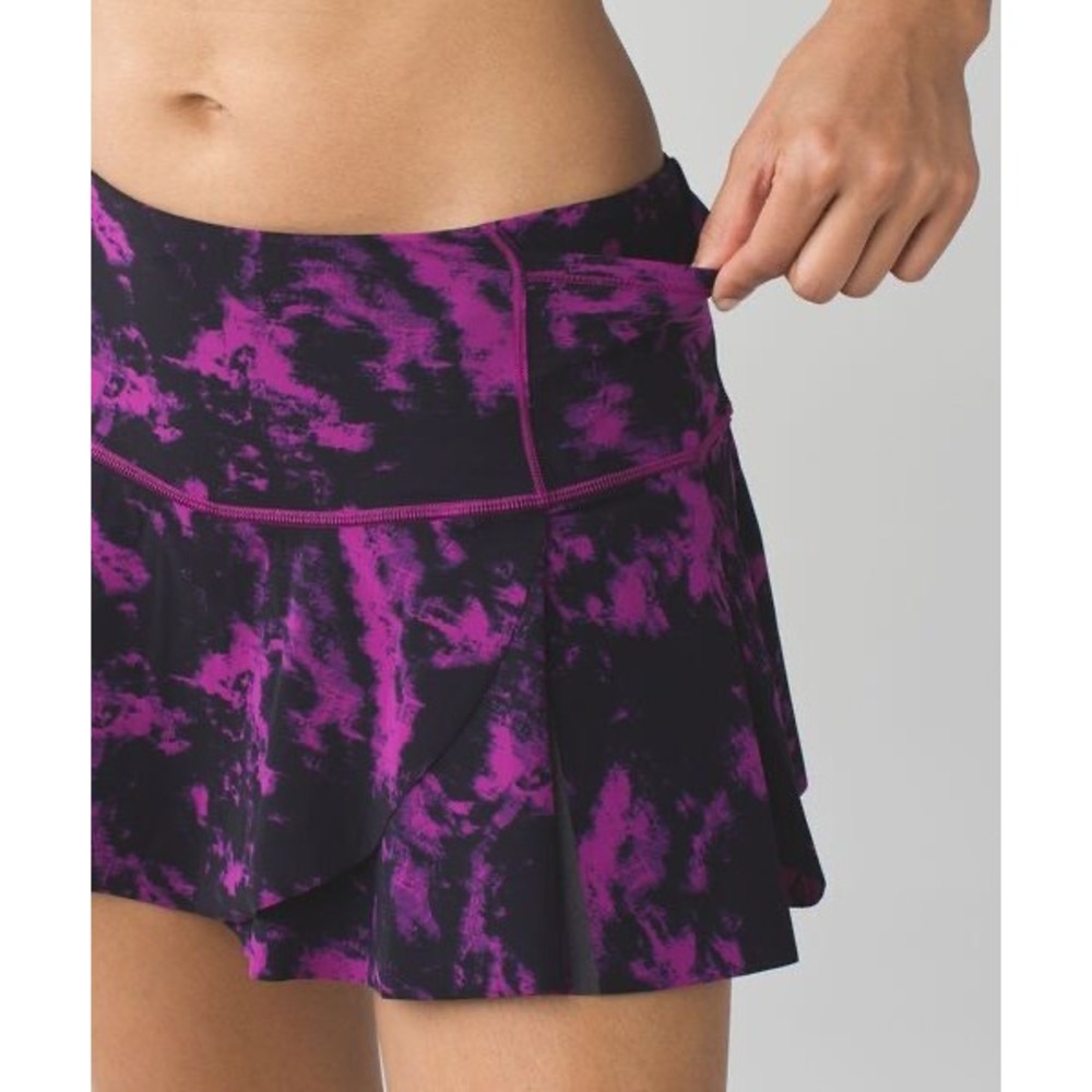 Lululemon Hit Your Stride Skirt Breezie Regal Plum Black Preppy Pleated Skort 10